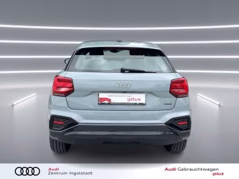 Audi Q2 35 TDI qu S line LED AHK KAMERA PDC ACC Navi+