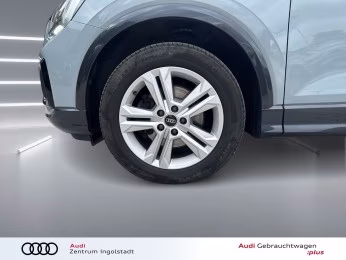 Audi Q2 35 TDI qu S line LED AHK KAMERA PDC ACC Navi+