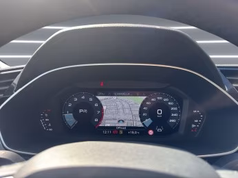 Audi Q3 45 TFSI qu advanced AHK PDC+ ACC SHZ NAVI 19"