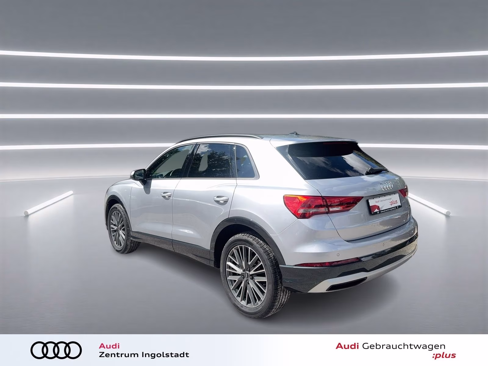 Audi Q3 45 TFSI qu advanced AHK PDC+ ACC SHZ NAVI 19"