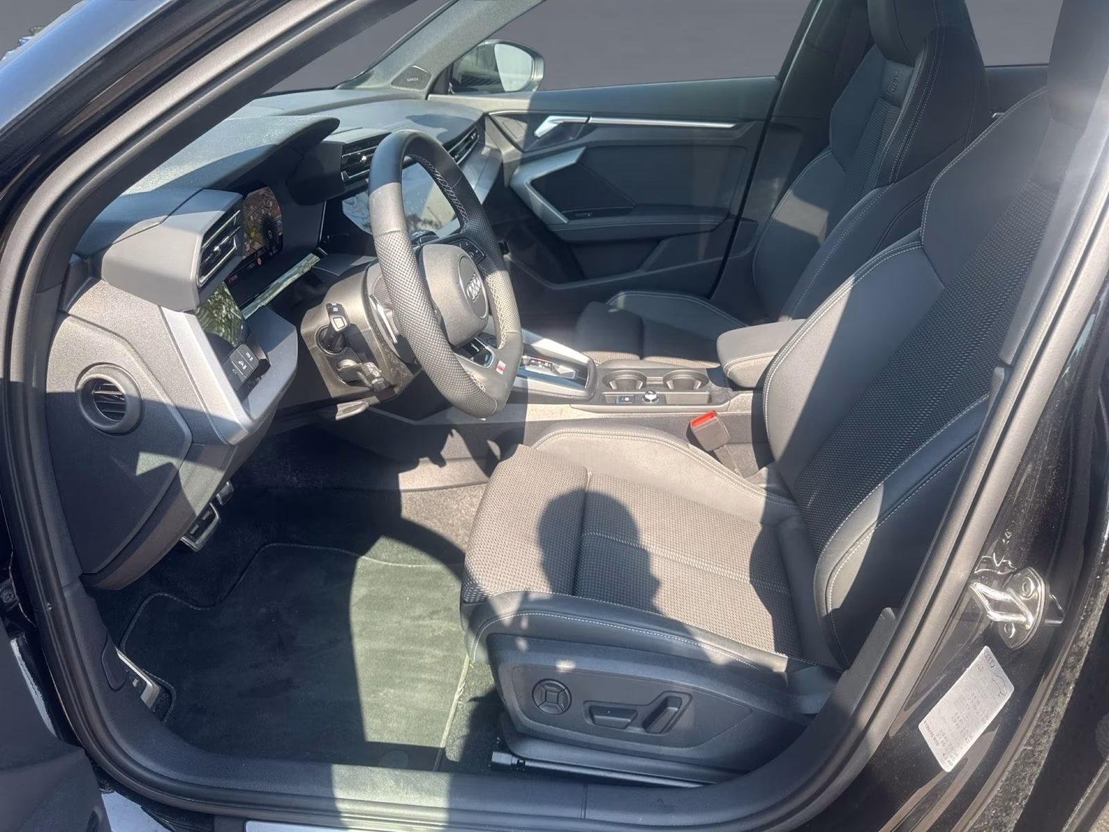 Audi A3 Sportback 35 TDI 2x S line LED AHK HuD Sonos