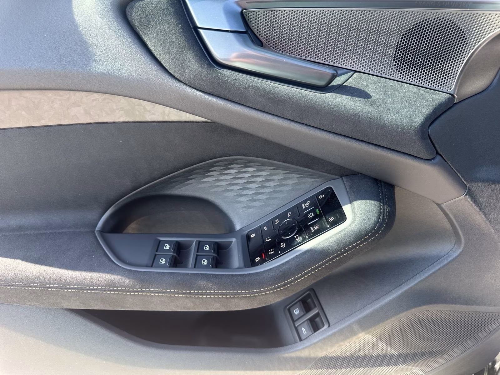 Audi RS5 Limousine qu Tech pro MATRIX PANO 360° HUD