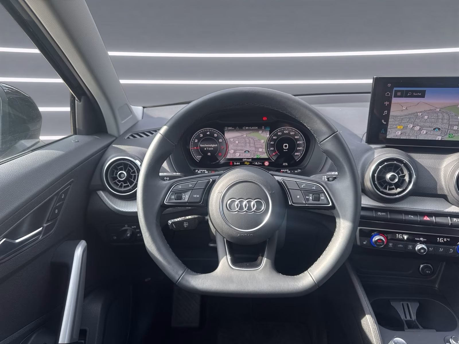 Audi Q2 30 TFSI advanced AHK Kamera PDC SHZ Navi+ 17"