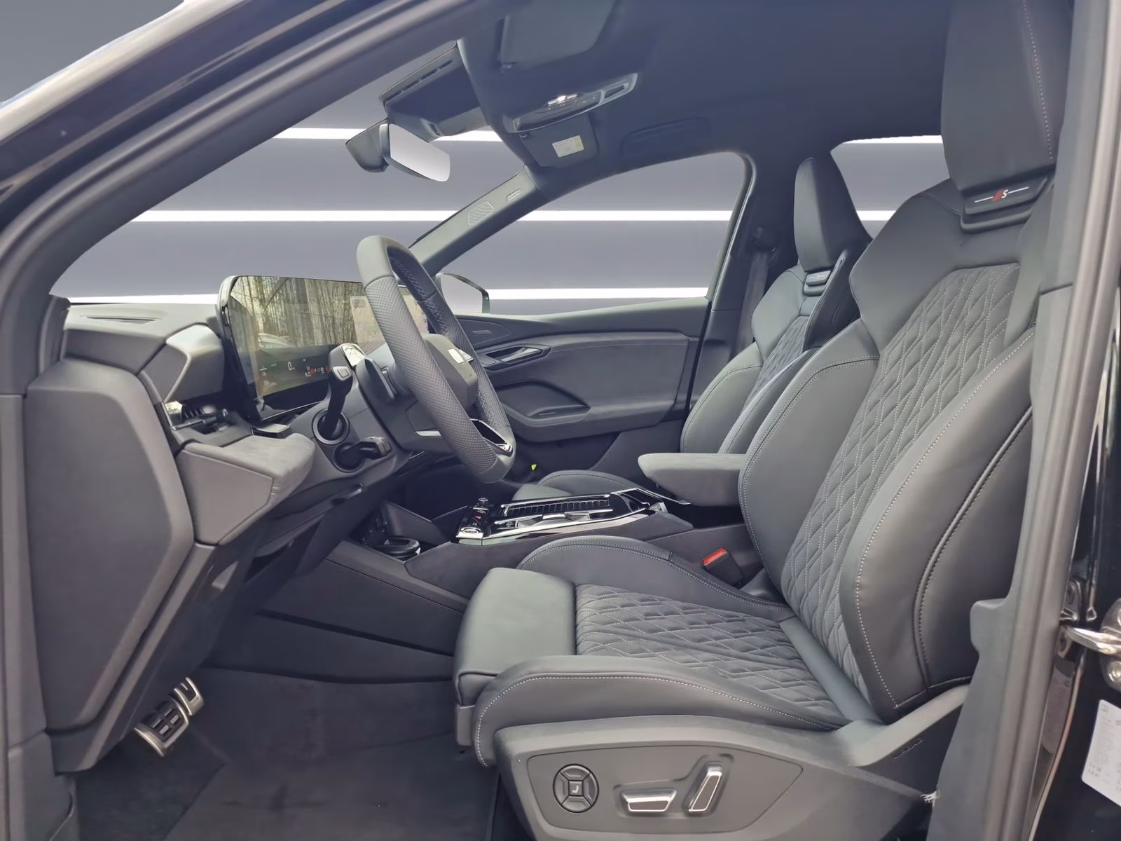 Audi Q6 e-tron performance S line Tech pro MATRIX AHK