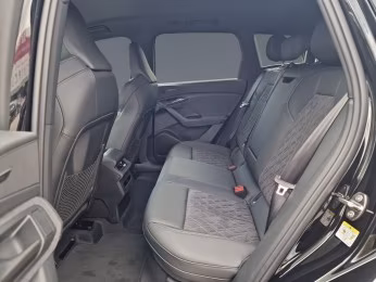 Audi Q6 e-tron performance S line Tech pro MATRIX AHK