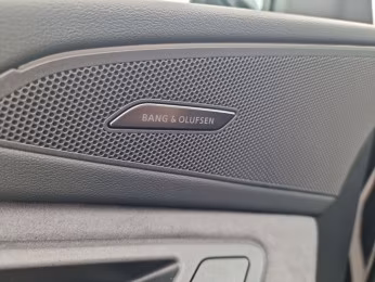 Audi Q6 e-tron performance S line Tech pro MATRIX AHK