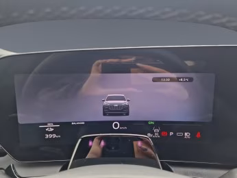 Audi Q6 e-tron performance S line Tech pro MATRIX AHK