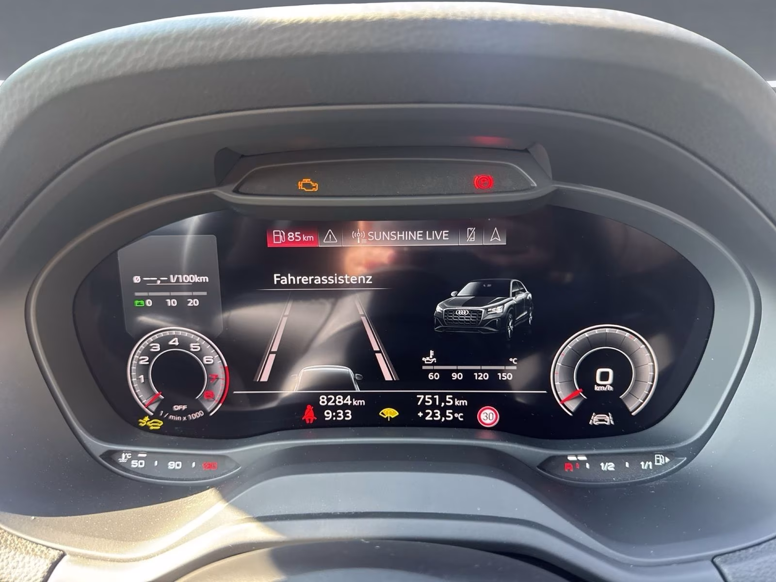Audi Q2 30 TFSI advanced AHK Kamera PDC Navi+ SHZ 17"