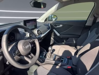 Audi Q2 30 TFSI advanced AHK Kamera PDC Navi+ SHZ 17"