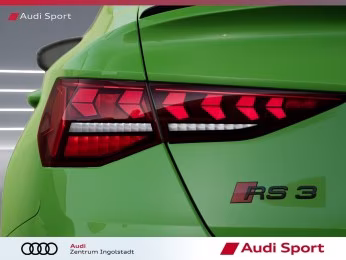 Audi RS3 Limousine qu LED UPE 70.840,-