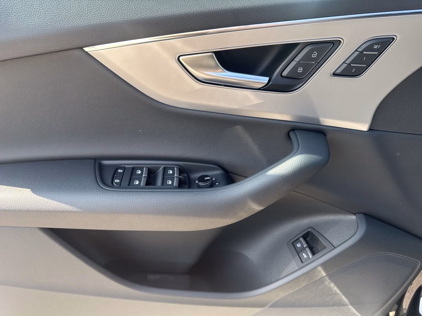 Audi Q7 TFSI e qu MATRIX 360° MEMORY ACC PDC SHZ 19"