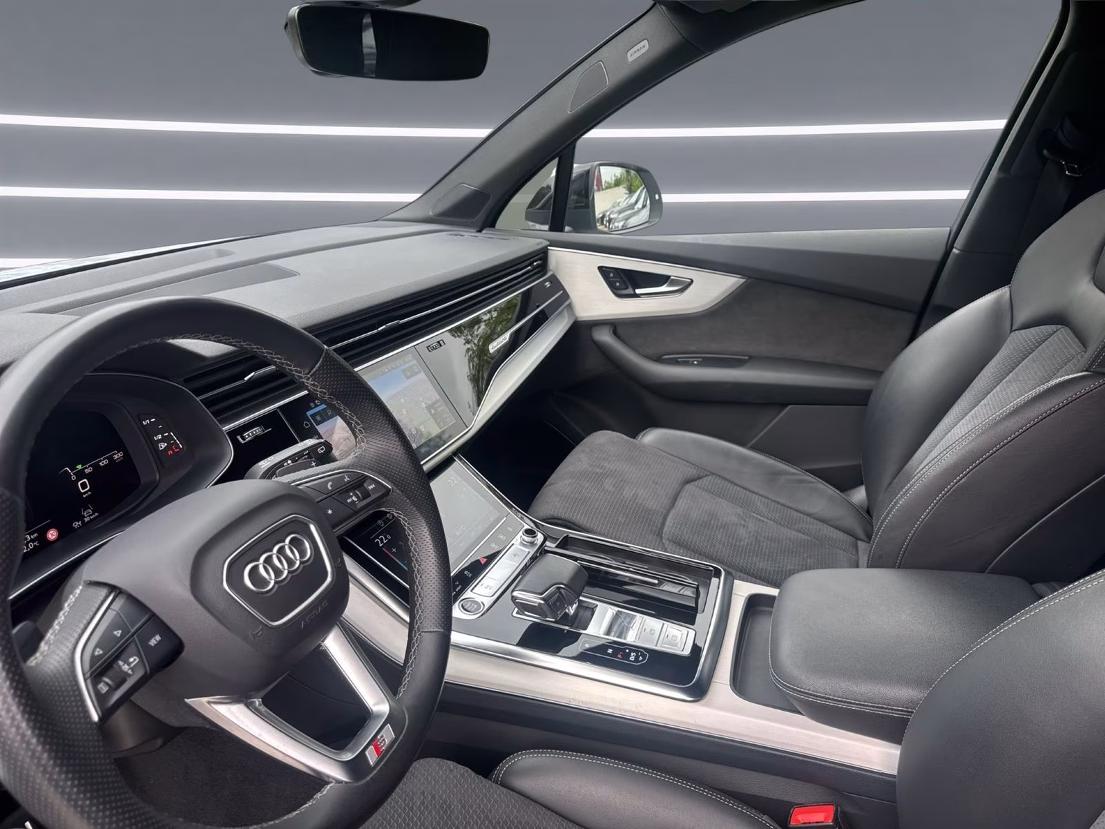 Audi Q7 55 TFSI qu S line AHK KAMERA PANO LUFT STHZG