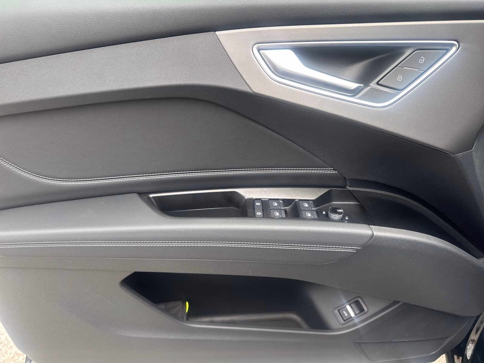 Audi Q4 e-tron performance S line Tech+ MATR AHK 360°