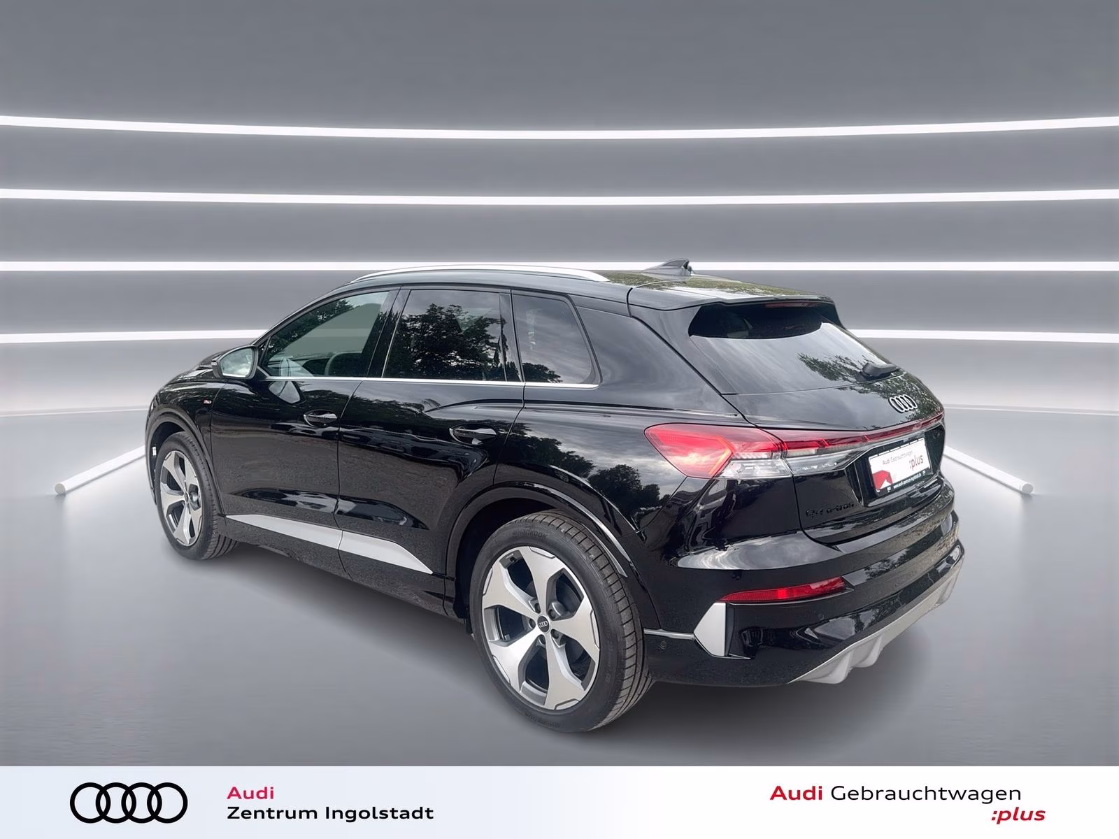 Audi Q4 e-tron performance S line Tech+ MATR AHK 360°