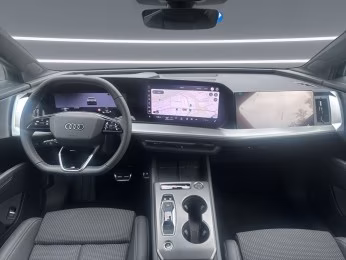 Audi Q4 e-tron performance S line Tech+ MATR AHK 360°