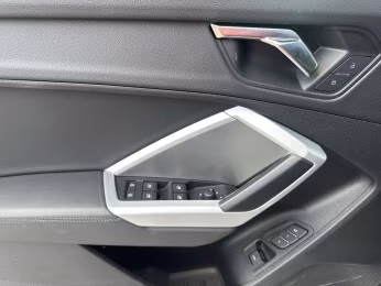 Audi Q3 35 TDI qu advanced LED AHK KAMERA PDC+ SHZ