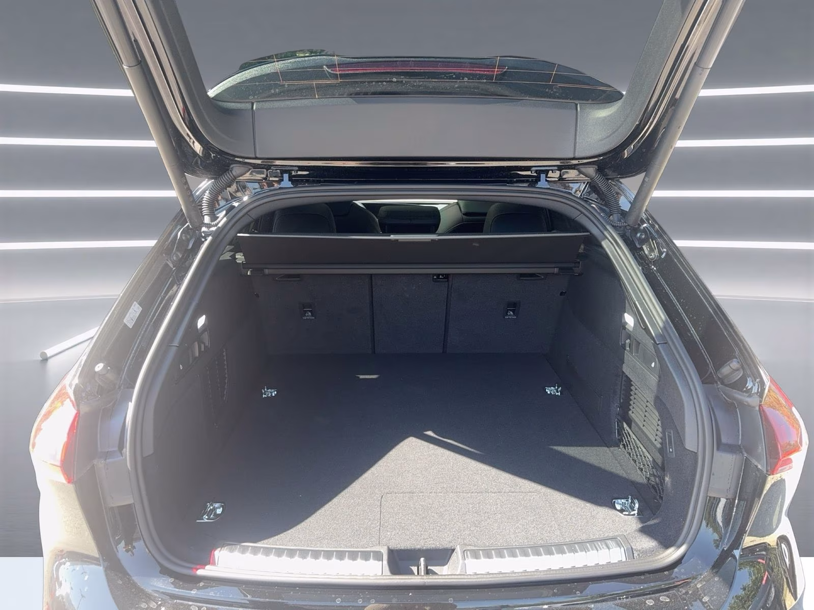 Audi A5 Avant e-hybrid edition one qu UPE 87.485,-