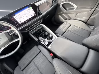 Audi Q5 TFSI qu Tech+ AHK PANO MATRIX 360° Memory 20"
