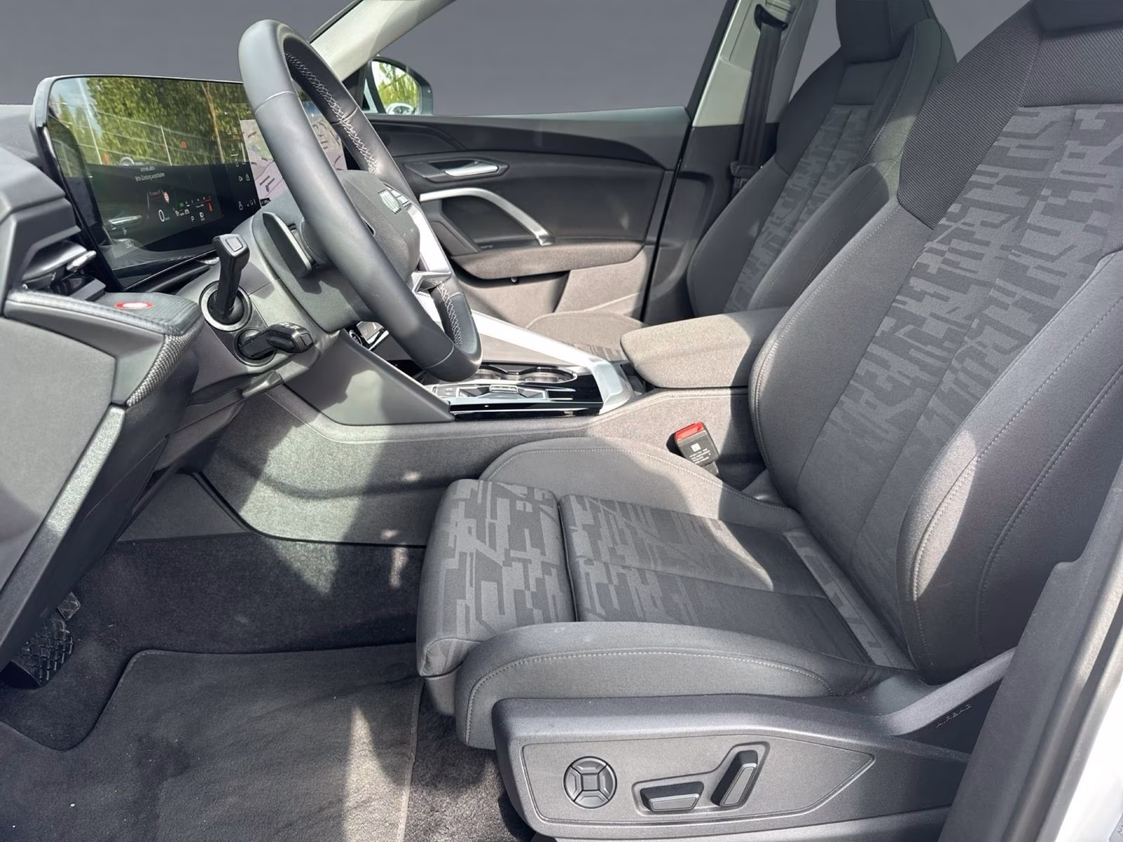 Audi Q5 TFSI qu Tech+ AHK PANO MATRIX 360° Memory 20"