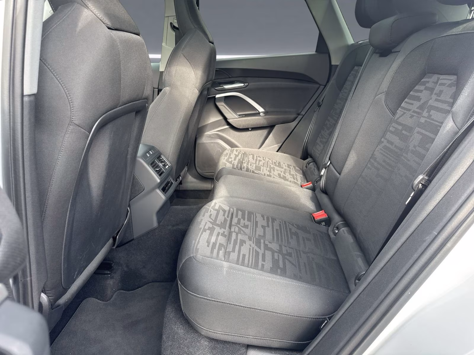 Audi Q5 TFSI qu Tech+ AHK PANO MATRIX 360° Memory 20"
