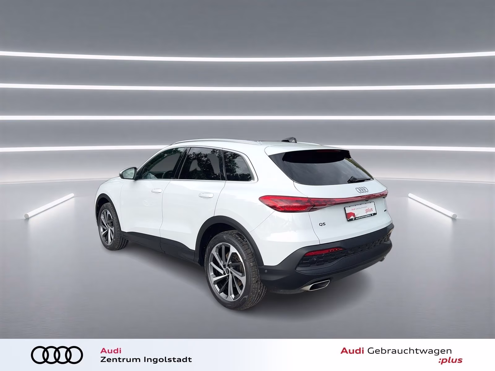 Audi Q5 TFSI qu Tech+ AHK PANO MATRIX 360° Memory 20"