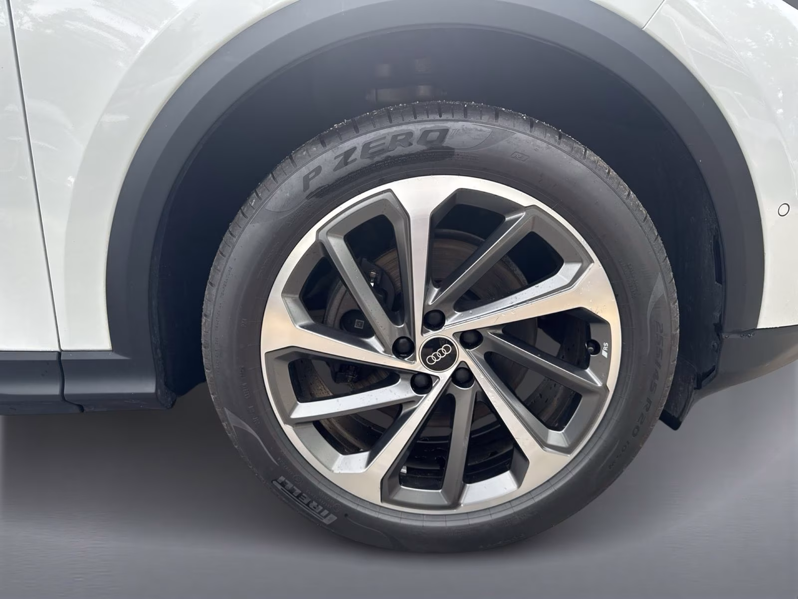 Audi Q5 TFSI qu Tech+ AHK PANO MATRIX 360° Memory 20"
