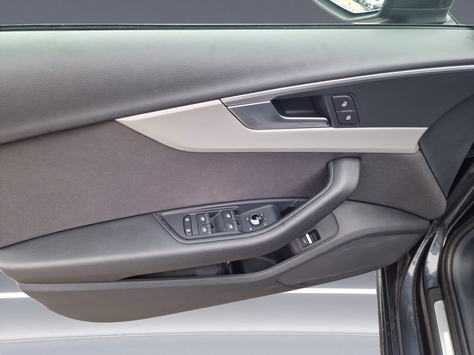 Limousine 40 TDI Kamera Navi virtual Advanced