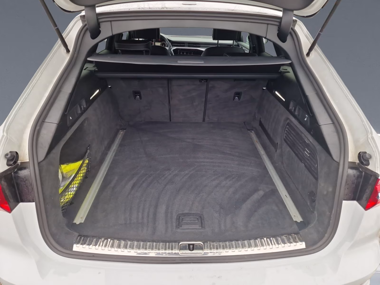 Audi A6 Avant 50 TDI qu S line Luft STHZG Kam. Design