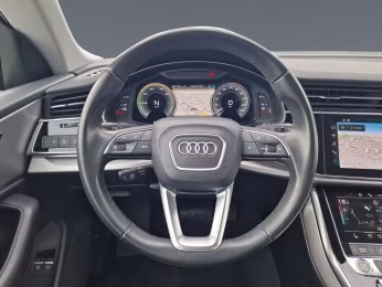 Audi Q8 55 TFSI e qu S line AHK Luftfahrw. Leder Kam.
