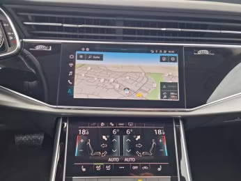 Audi Q8 55 TFSI e qu S line AHK Luftfahrw. Leder Kam.
