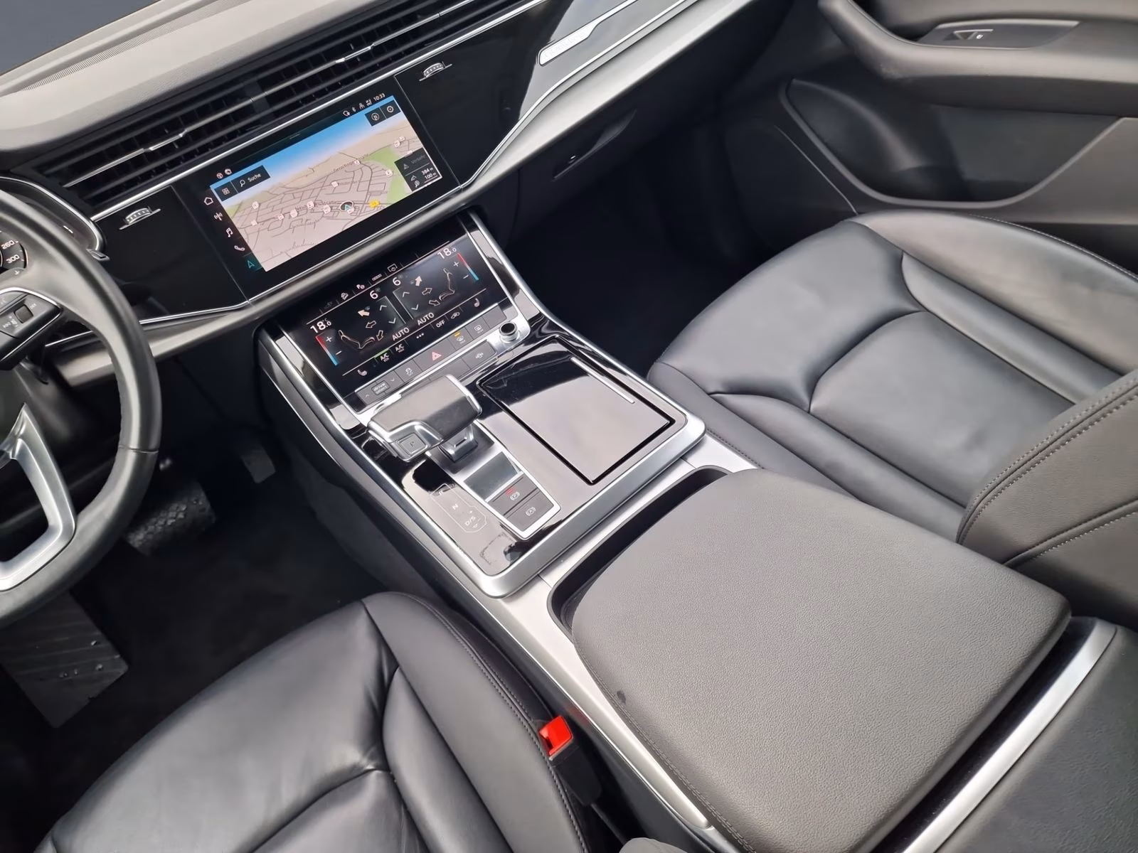 Audi Q8 55 TFSI e qu S line AHK Luftfahrw. Leder Kam.