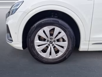 Audi Q8 55 TFSI e qu S line AHK Luftfahrw. Leder Kam.