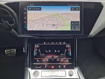 Audi Q8 e-tron Sportback 55 qu edition S line HuD 21"