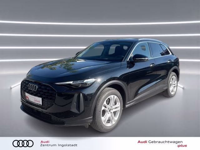 Audi Q5 TFSI Tech AHK S-Sitze LED+ PDC Kamera ACC 19&amp;quot;
