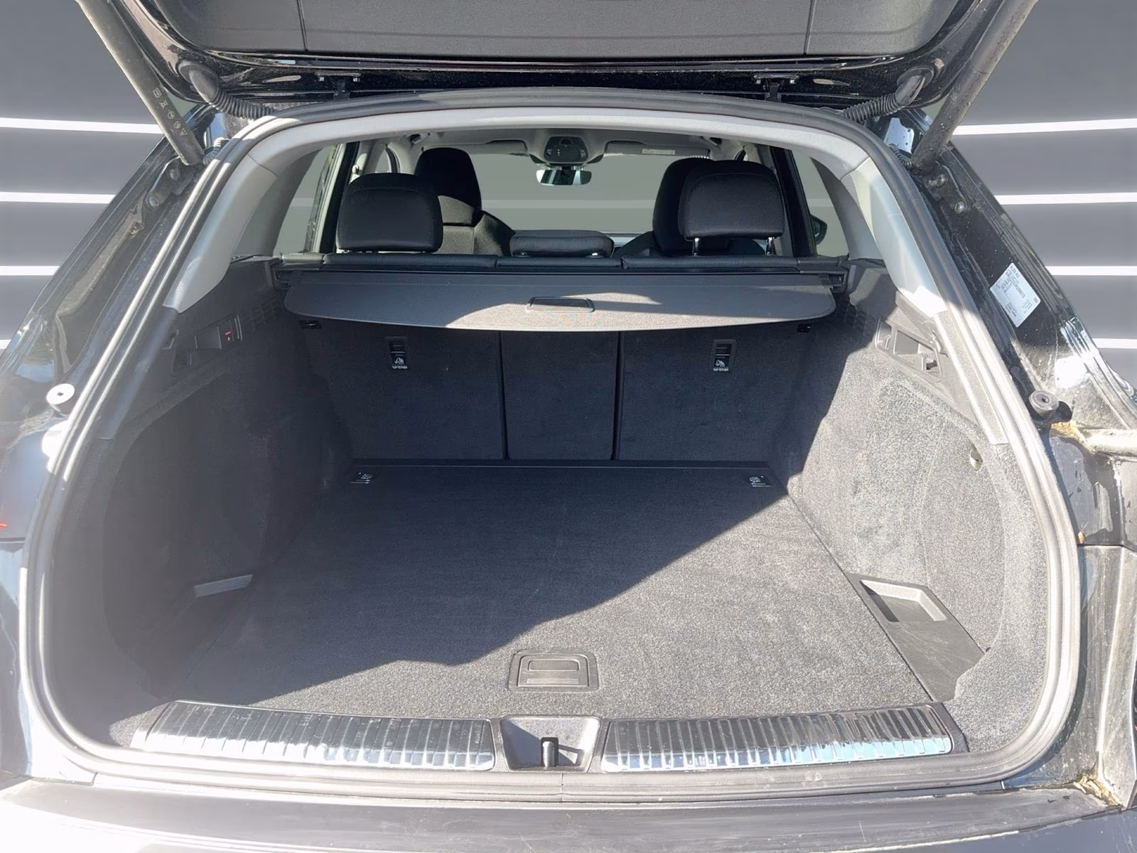 Audi Q5 TFSI Tech AHK S-Sitze LED+ PDC Kamera ACC 19"