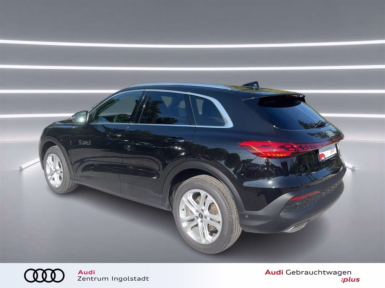 Audi Q5 TFSI Tech AHK S-Sitze LED+ PDC Kamera ACC 19"