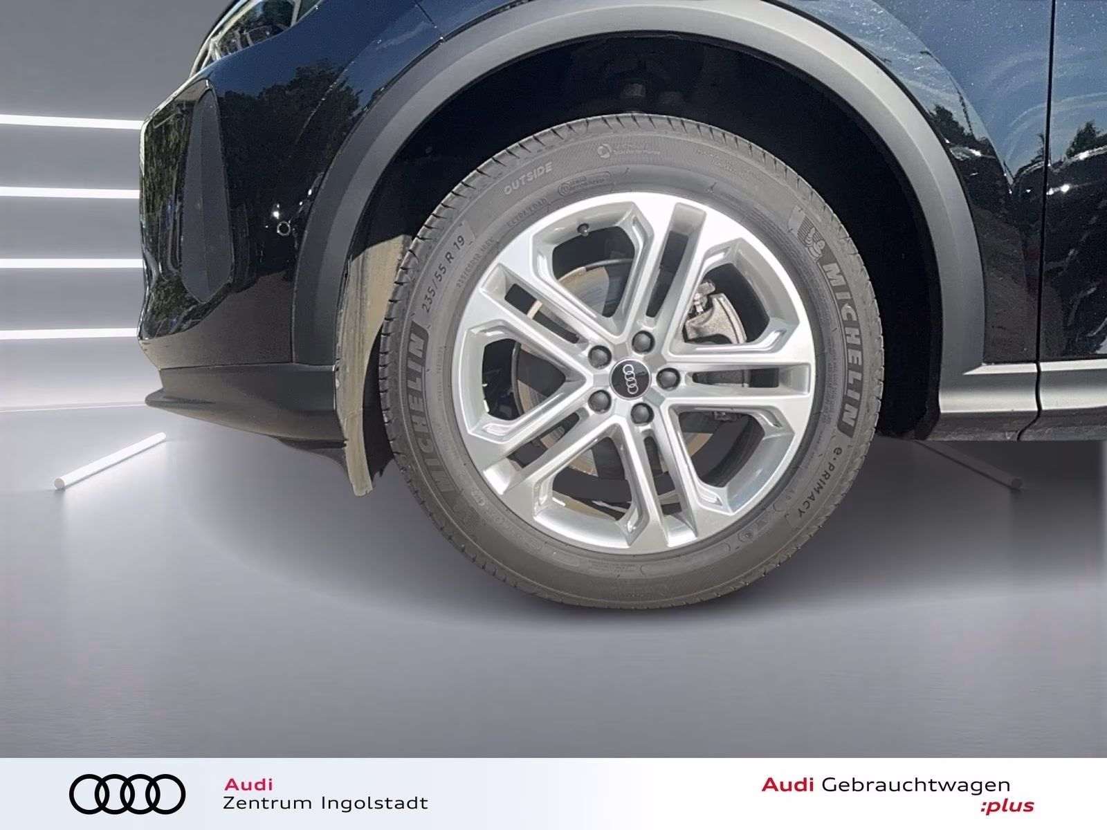 Audi Q5 TFSI Tech AHK S-Sitze LED+ PDC Kamera ACC 19"