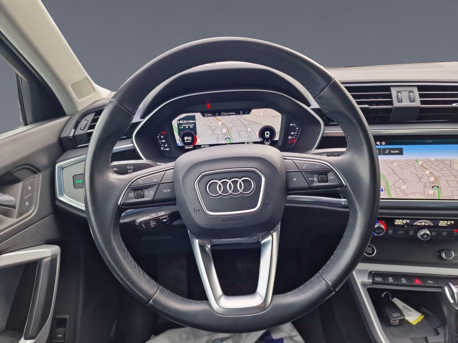 Audi Q3 Sportback 35 TDI S line KAM. AHK ACC 19" SHZ