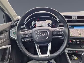 Audi Q3 Sportback 35 TDI S line KAM. AHK ACC 19" SHZ