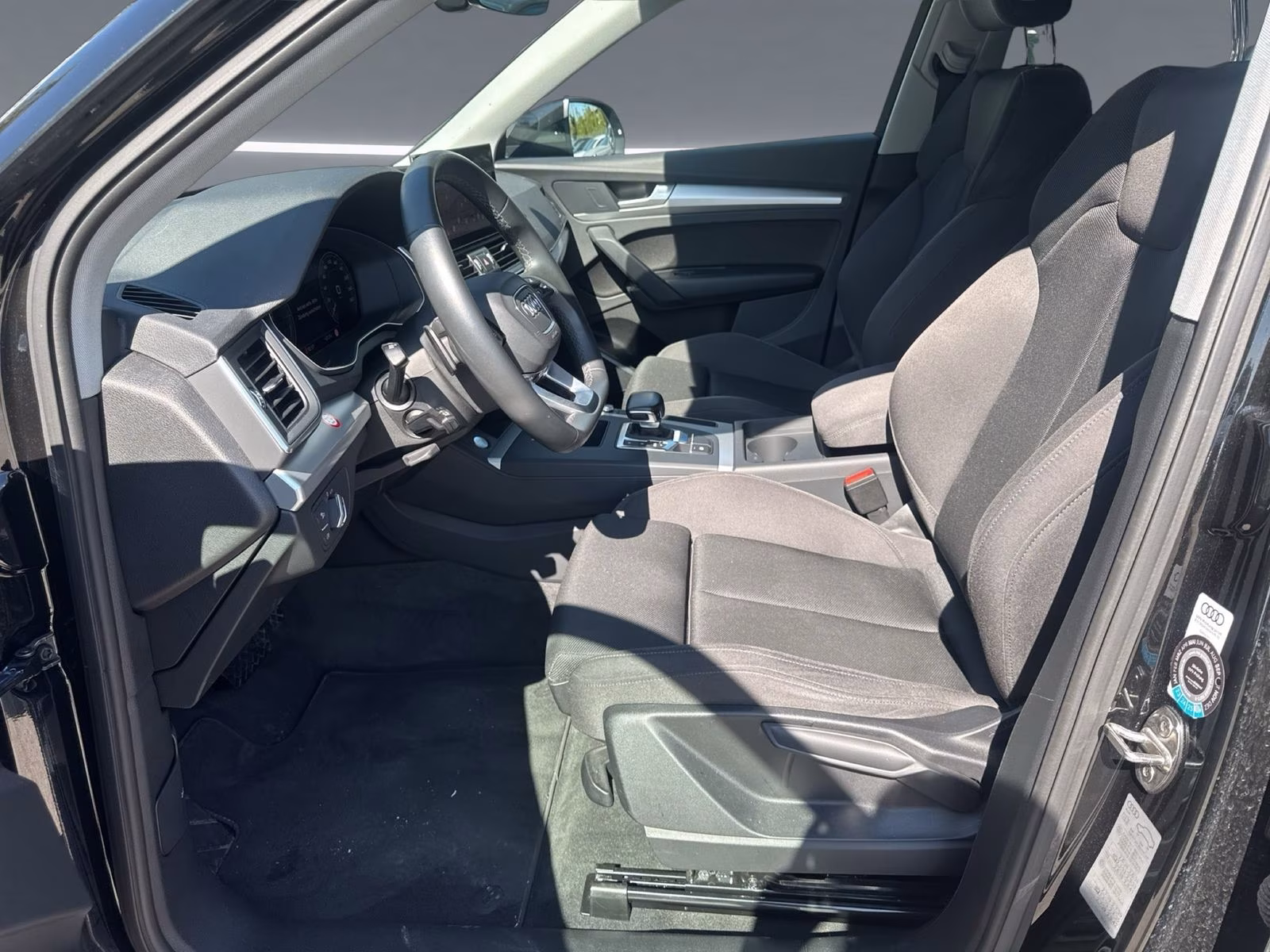 Audi Q5 50 TFSI e qu advanced Kam PDC Virt Navi+ 18"