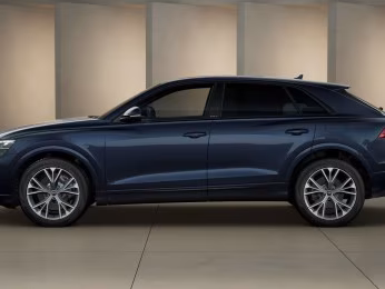 Audi Q8 TFSI e qu S line Luft MATRIX AHK PANO PDC 21"
