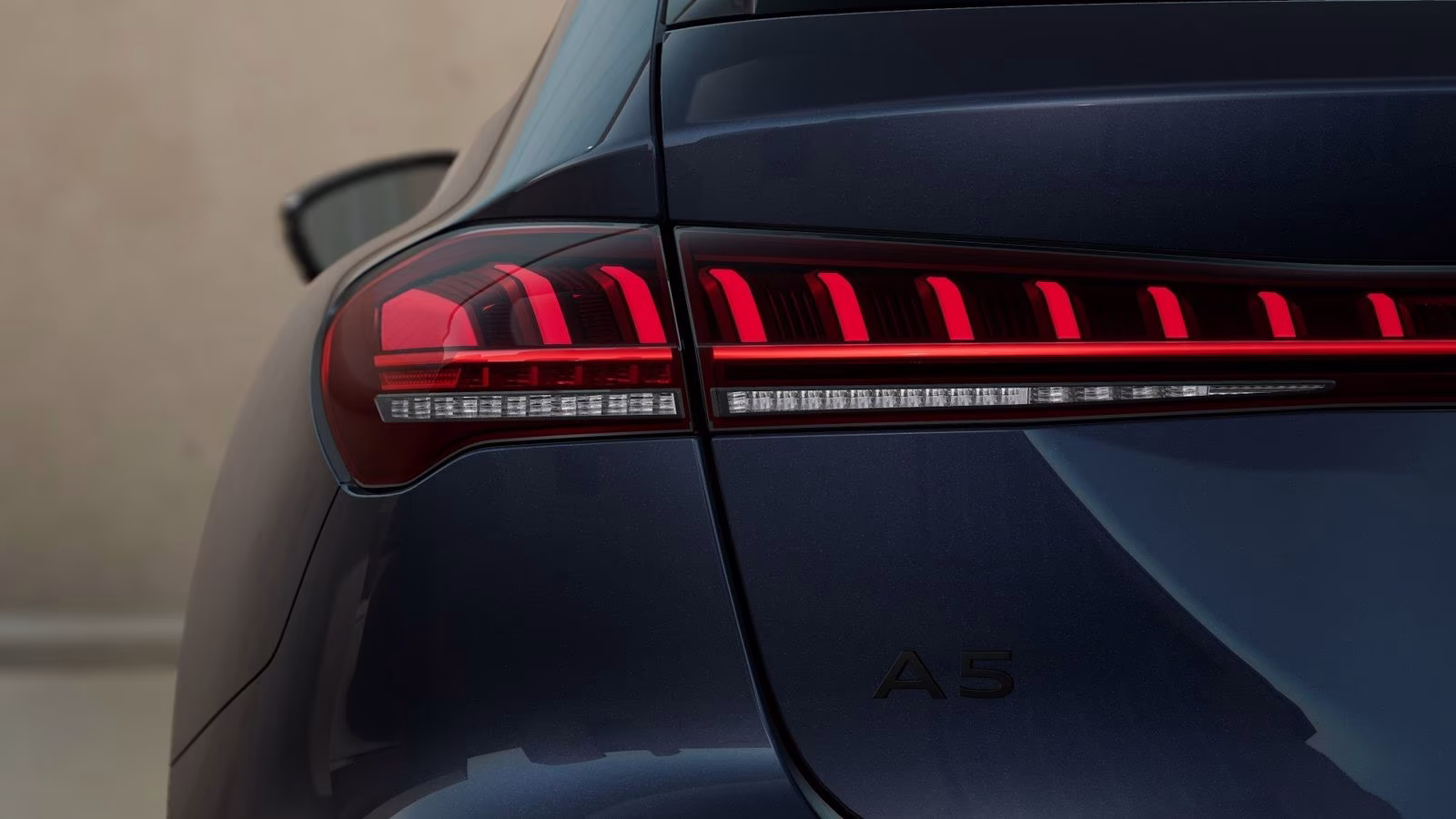 Avant TFSI edition one S line Tech+ MATRIX