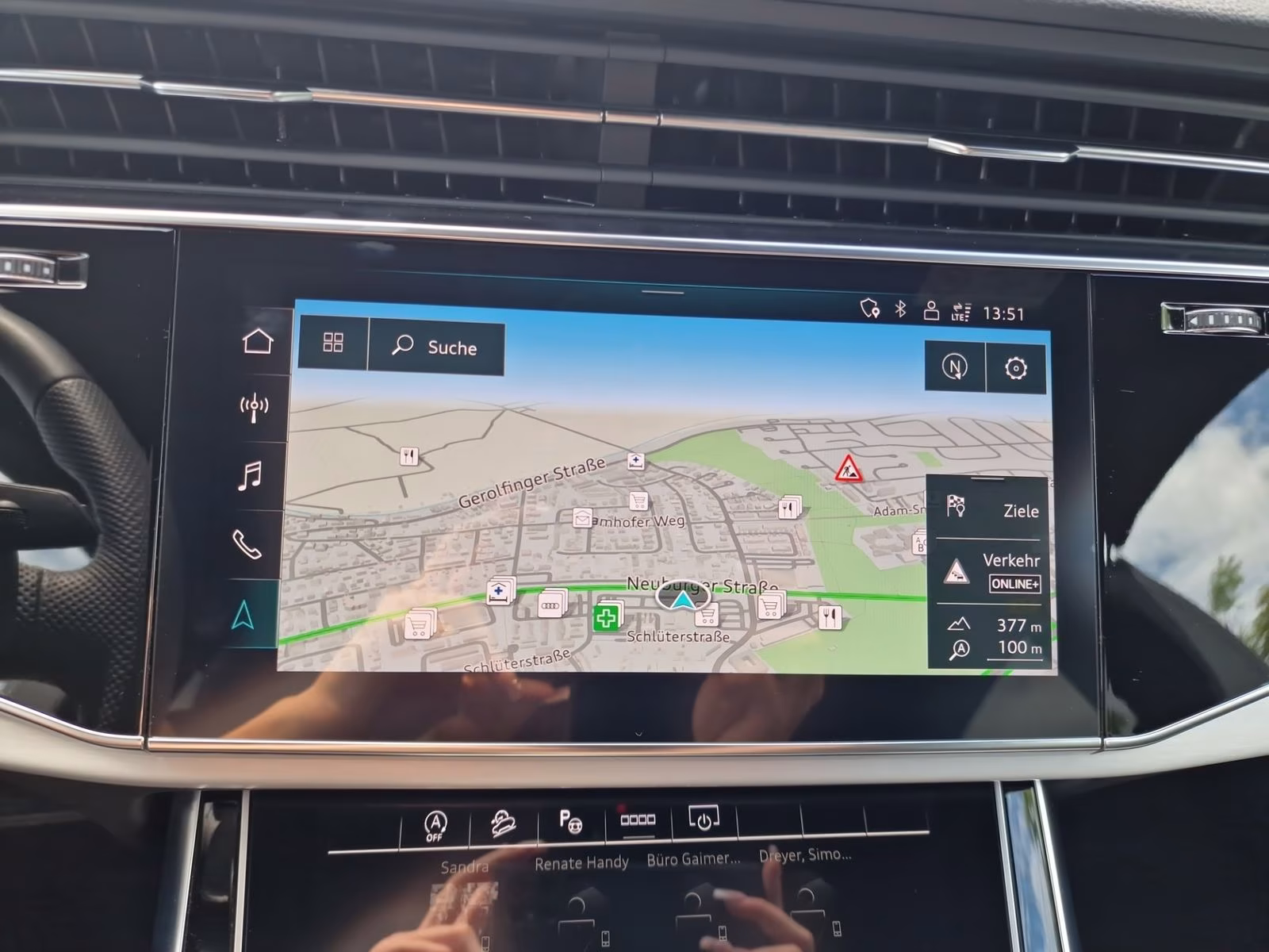 Audi Q8 50 TDI qu S line MATRIX PANO STHZG Luft 22"