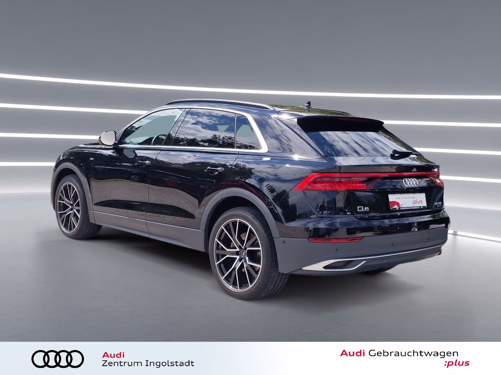 Audi Q8 50 TDI qu S line MATRIX PANO STHZG Luft 22"