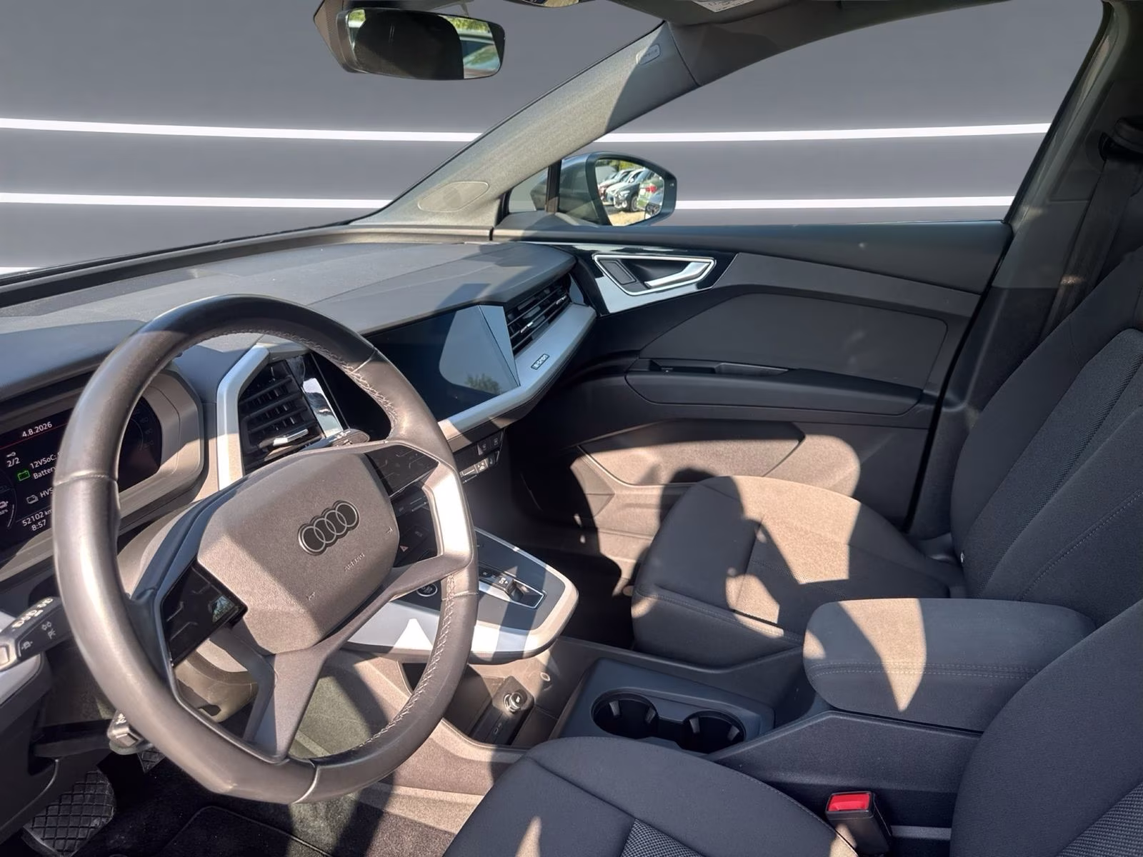 Audi Q4 e-tron advanced LED AHK KAMERA PDC+ SHZ 19"