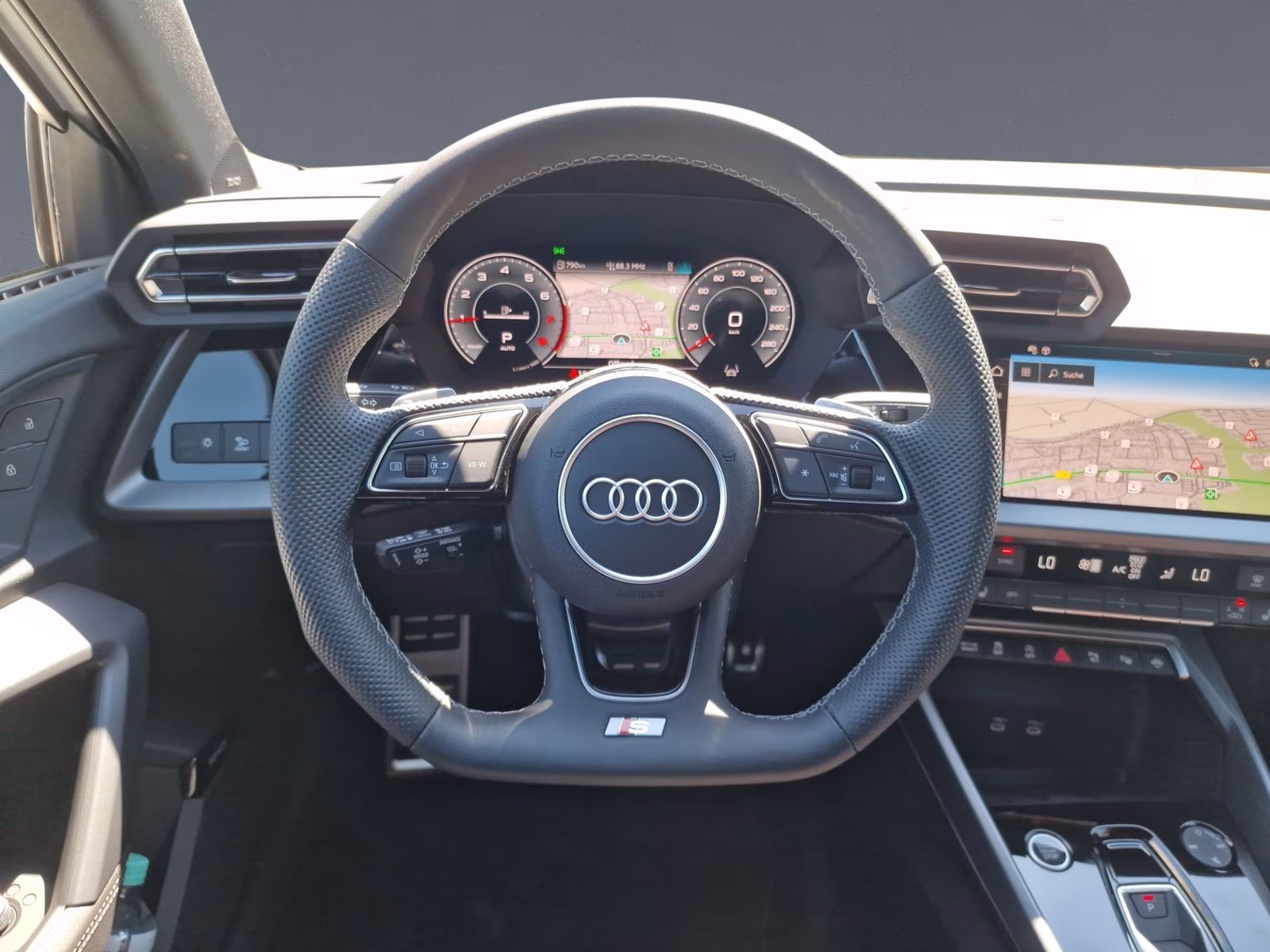 Audi A3 Sportback 35 TFSI 2x S line LED AHK ACC SONOS