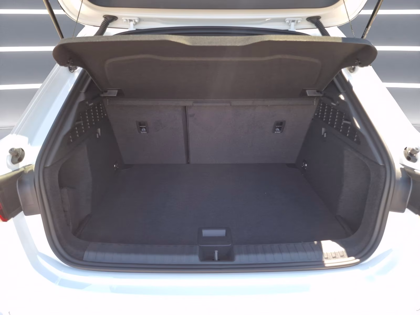 Audi A3 Sportback 35 TFSI 2x S line LED AHK ACC SONOS