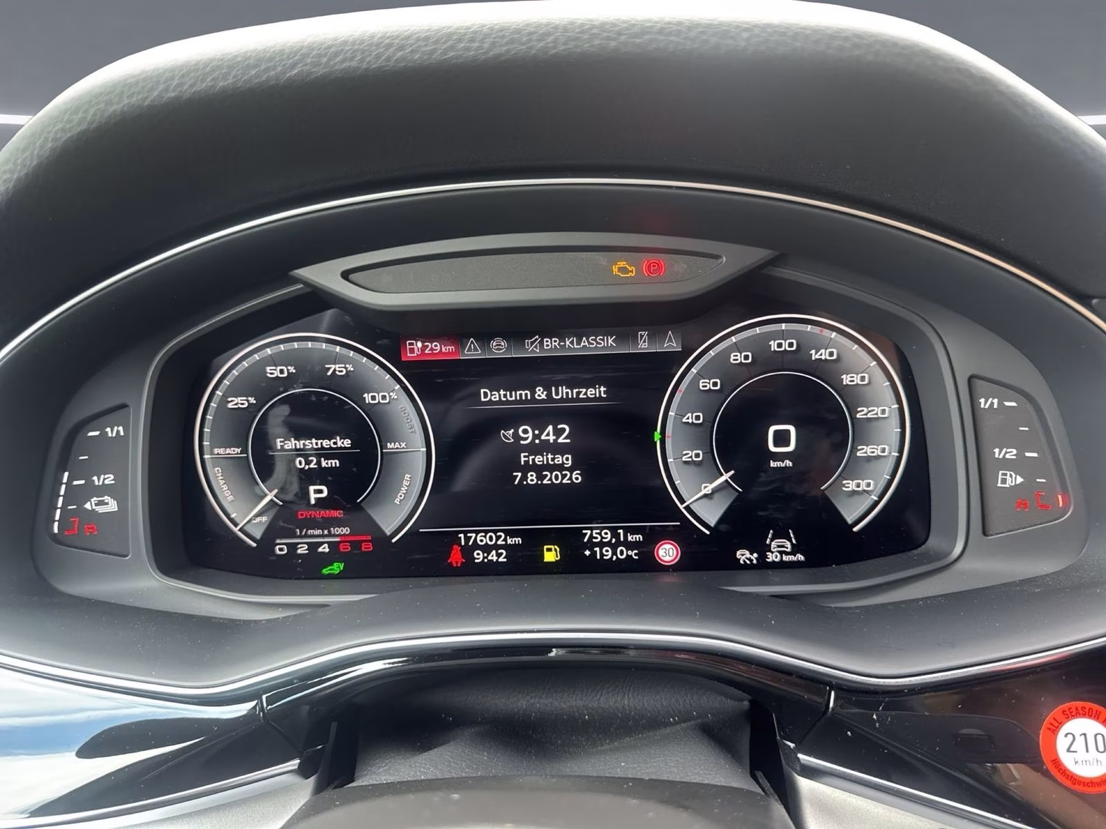 Audi Q8 TFSI e qu MATRIX AHK KAMERA HuD LUFT MEMO ACC