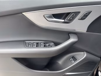 Audi Q8 TFSI e qu MATRIX AHK KAMERA HuD LUFT MEMO ACC