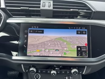 Audi Q3 45 TFSI qu advanced AHK ACC PDC+ NAVI Virtual